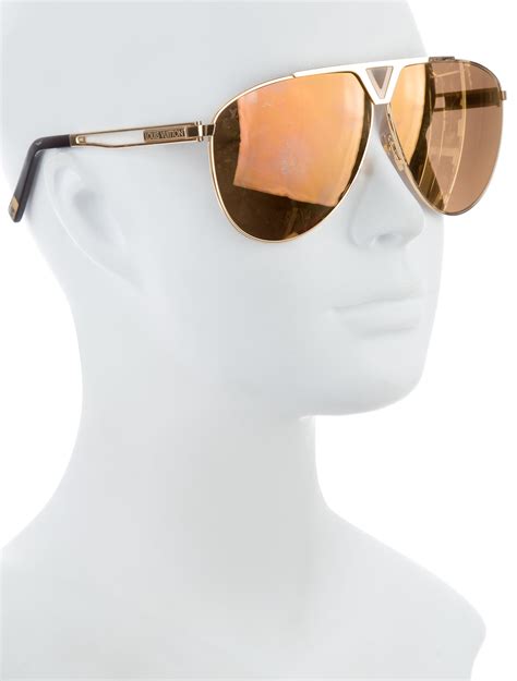 louis vuitton white aviator sunglasses|louis vuitton aviator sunglasses price.